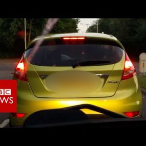 Dashcam captures ‘distracted’ driver- BBC Recordsdata