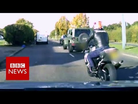 Andy Carroll robbery: Bike stride captured on video – BBC News