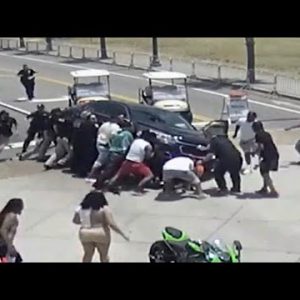 Appropriate Samaritans Jog to Procure Automobile off Motorcyclist