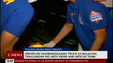 Driver ng nabanggang truck sa Bulacan, tinulungan ng UNTV Info and Rescue crew