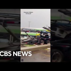 Mutter crashes into loaded automotive hauler stuck on railroad tracks in Florida #shorts