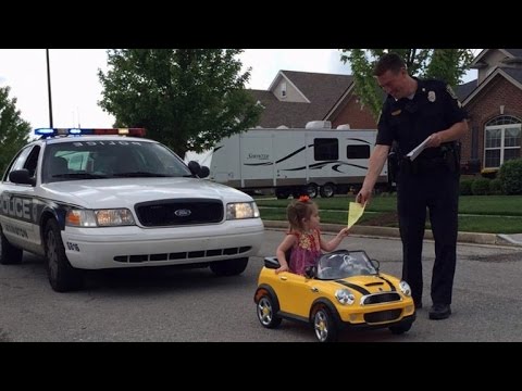 Cop Pulls Over 2-twelve months-Extinct Girl For Selecting Her Nostril Extinct While Riding Toy Automobile