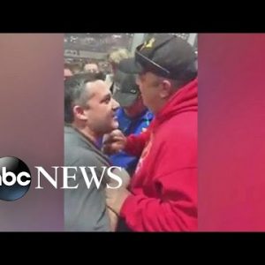 NASCAR’s Tony Stewart Confronts Obvious Heckler