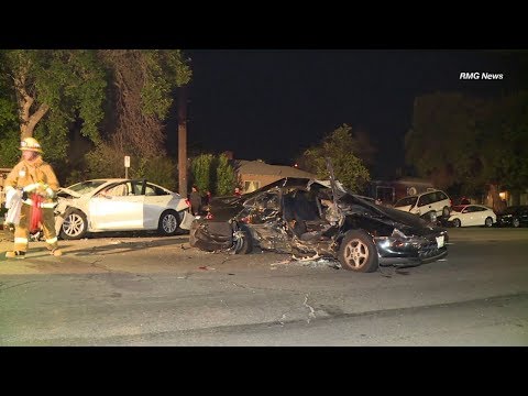 Break takes out 8 autos on Reseda avenue | ABC7