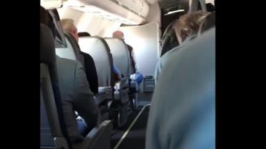 Passenger captures the moment flight used to be suggested to “brace for affect”