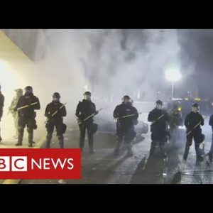 Minneapolis protests over shooting of shaded man as officer and police chief resign – BBC Files
