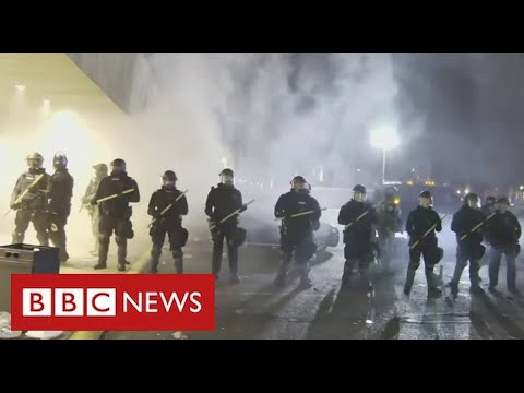 Minneapolis protests over shooting of shaded man as officer and police chief resign – BBC Files