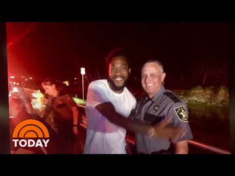 See Police Officer Ship Passenger’s Youngster | TODAY