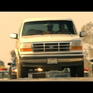 How Does Bronco Flow Scene in the O.J. Miniseries Evaluate to True Thing?