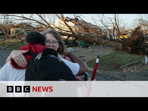 Emergency declared in US after ‘devastating’ twister – BBC Recordsdata