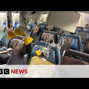 Singapore Airways flight: Passengers assert of fright flight whereby British man dies | BBC News