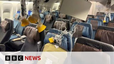 Singapore Airways flight: Passengers assert of fright flight whereby British man dies | BBC News