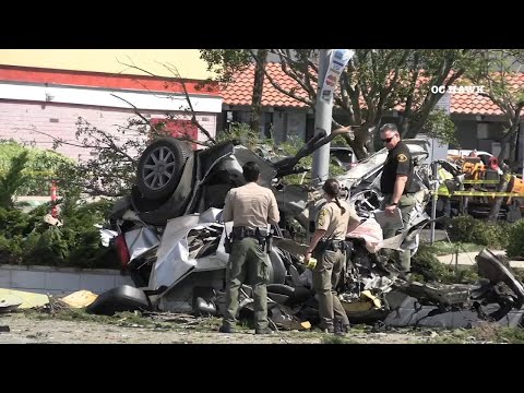 Father, daughter killed when car shears fire hydrant, slams into pole in La Mirada | ABC7