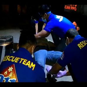 Lalaking nasugatan sa banggaan ng motorsiklo at kotse sa Bulacan, tinulungan ng UNTV News & Rescue