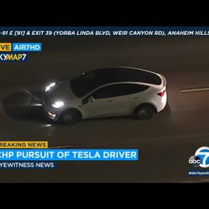 Dash: Driver in Tesla with shredded tires leads CHP on pursuit in OC